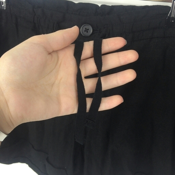 Old Navy Womens Black Linen Tie Waist Shorts Size 10 - Picture 8 of 13